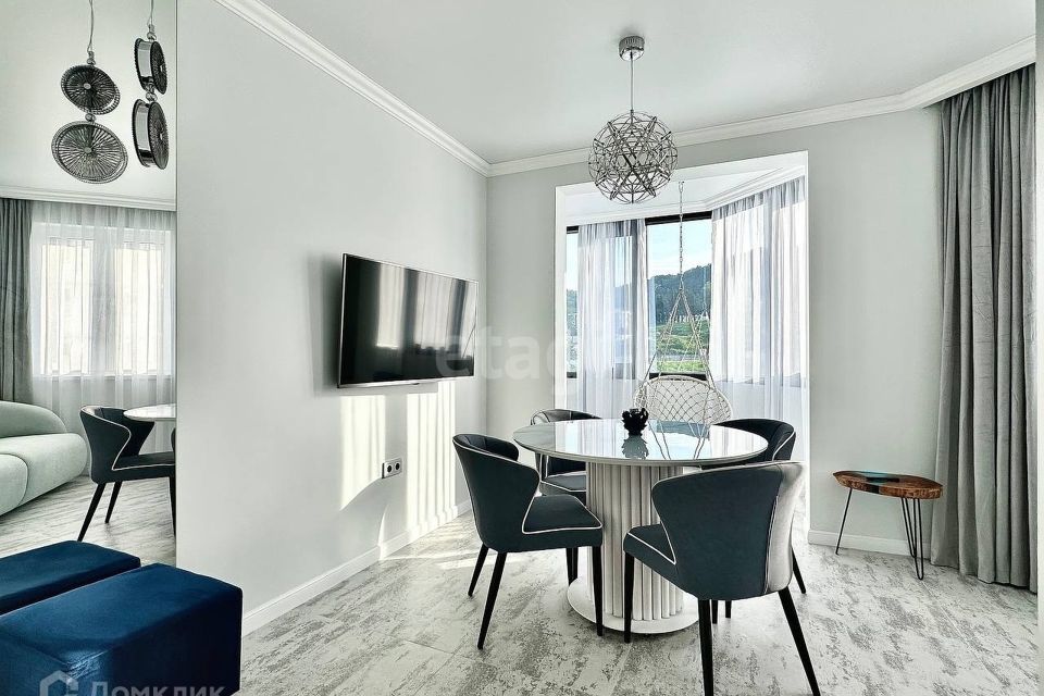 Продаётся 2-комнатная квартира, 58.1 м²