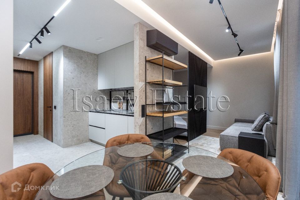 Продаётся 1-комнатная квартира, 42 м²