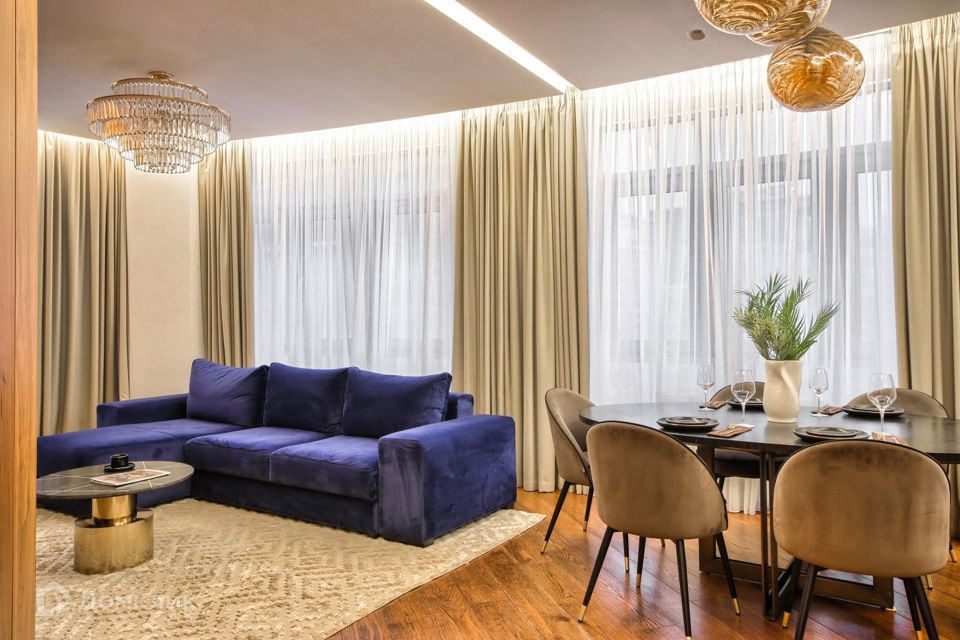 Продаётся 3-комнатная квартира, 114 м²