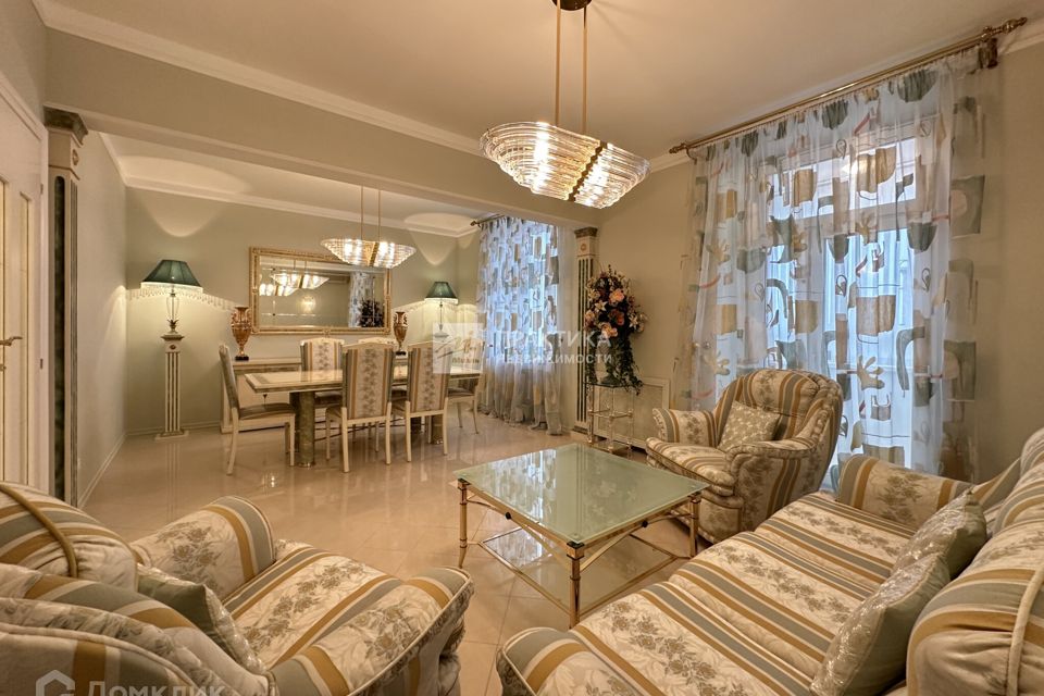 Продаётся 3-комнатная квартира, 98.9 м²