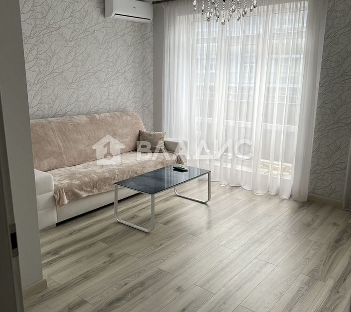 Сдаётся 2-комнатная квартира, 75 м²