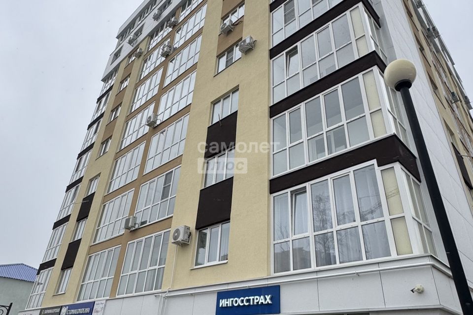 Продаётся 5-комнатная квартира, 153 м²