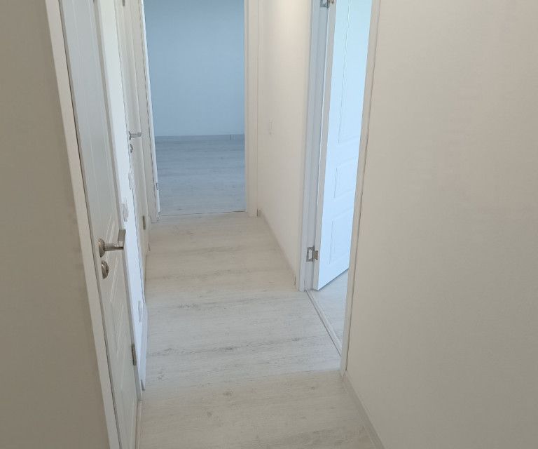 Сдаётся 2-комнатная квартира, 61 м²