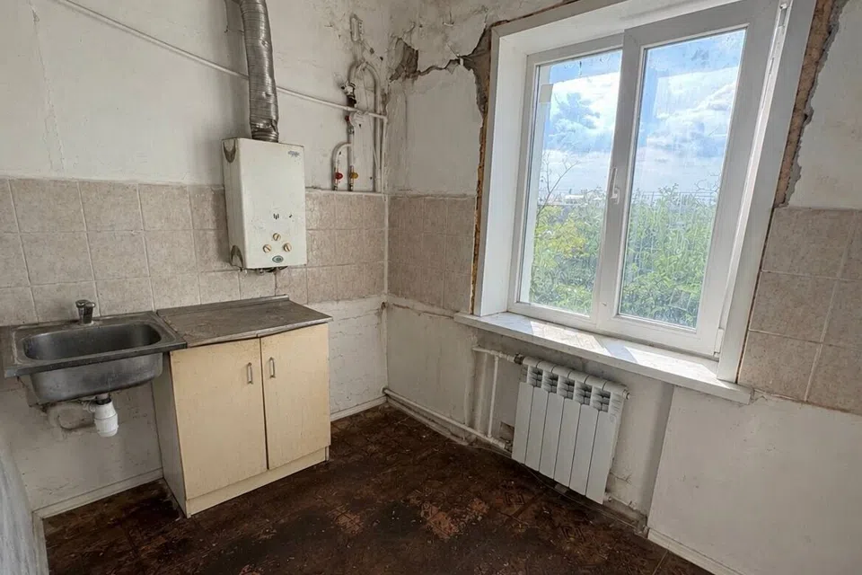 Продаётся 3-комнатная квартира, 55.6 м²