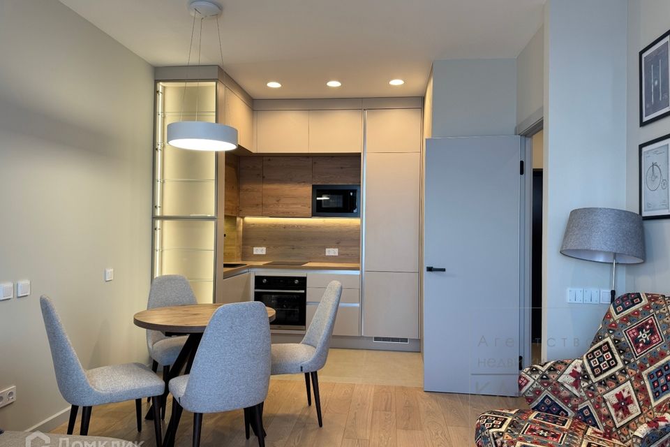 Сдаётся 1-комнатная квартира, 42 м²
