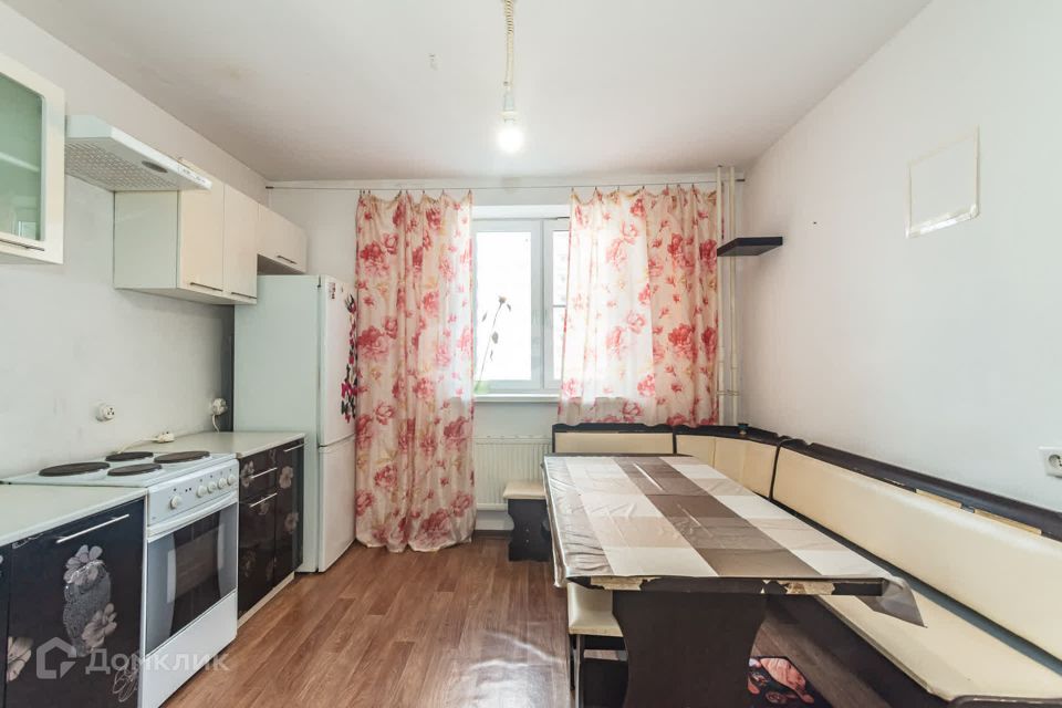 Продаётся 3-комнатная квартира, 74.6 м²