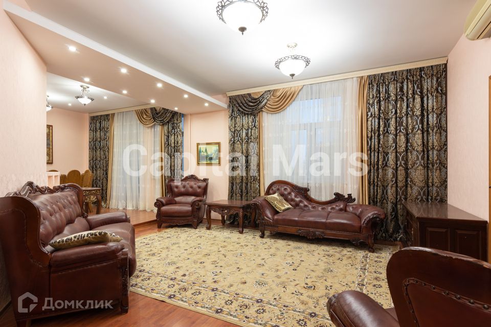 Продаётся 5-комнатная квартира, 92 м²