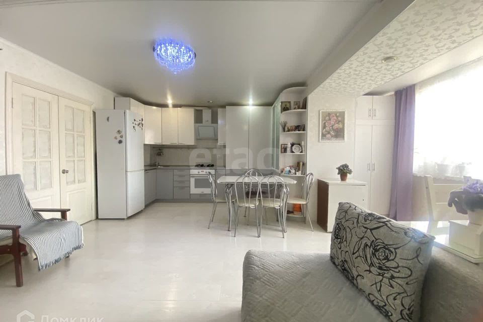 Продаётся 1-комнатная квартира, 50 м²