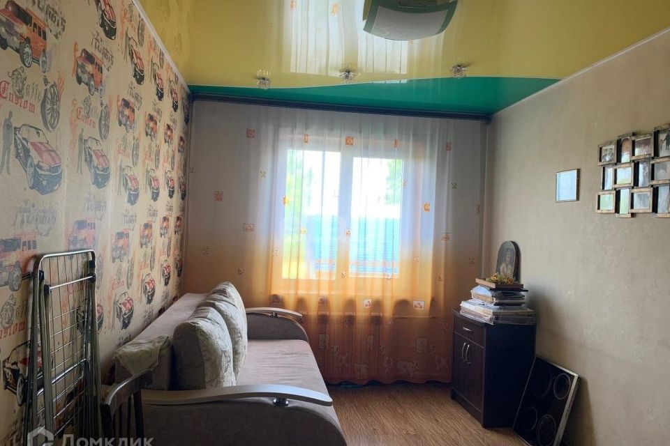 Продаётся 4-комнатная квартира, 75 м²