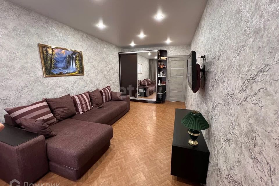 Продаётся 1-комнатная квартира, 39.2 м²