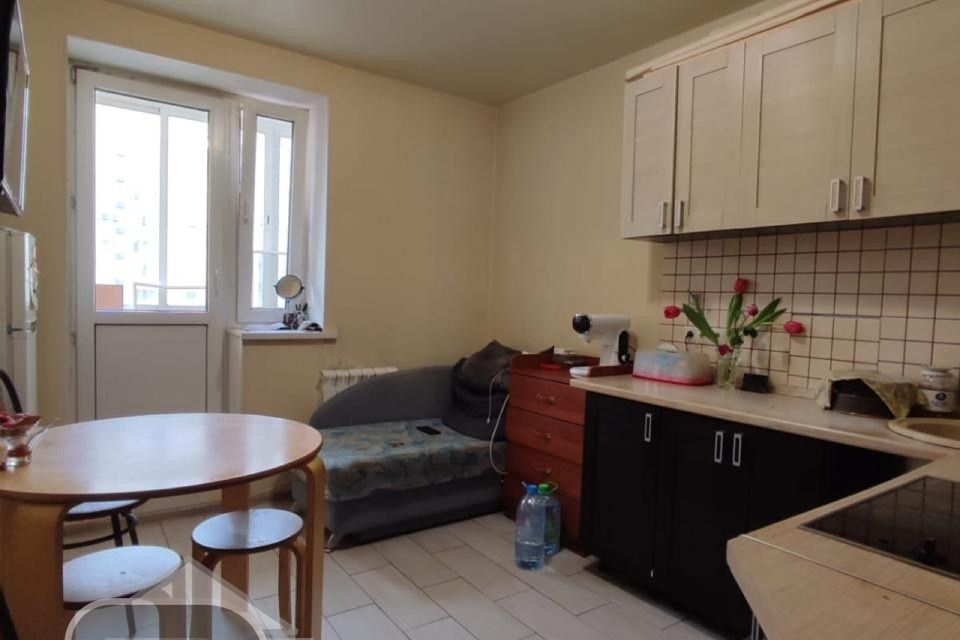 Продаётся 1-комнатная квартира, 38 м²