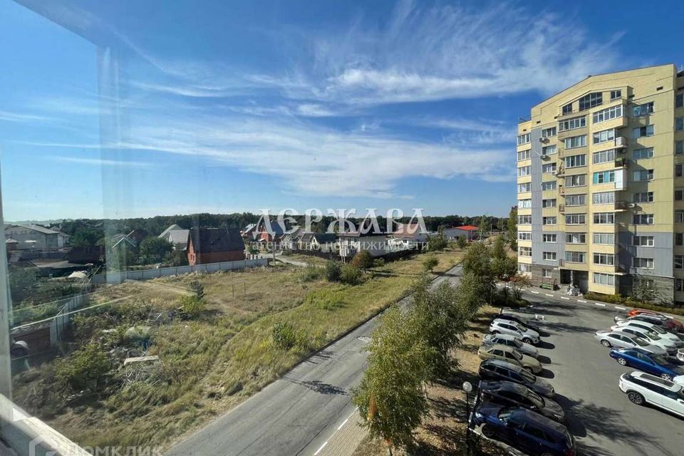 Продаётся 2-комнатная квартира, 64.6 м²