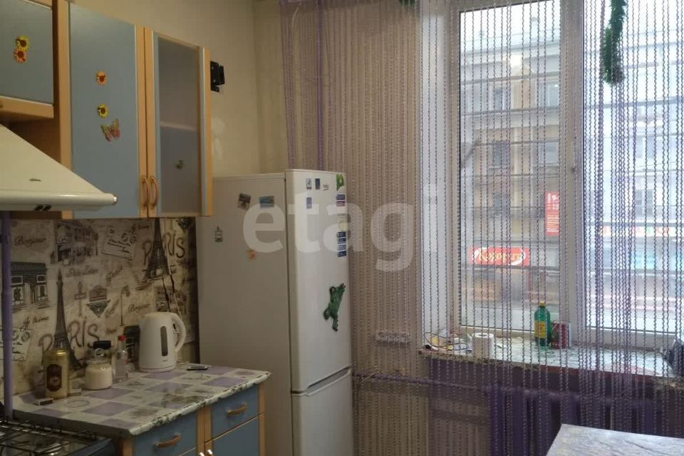 Сдаётся 2-комнатная квартира, 59.7 м²