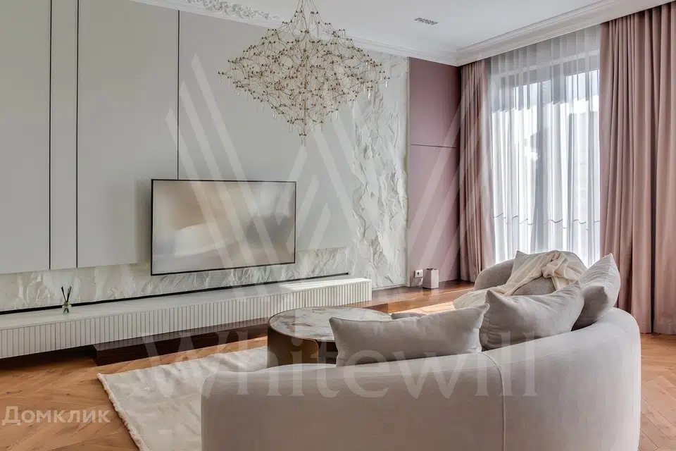 Продаётся 3-комнатная квартира, 125 м²