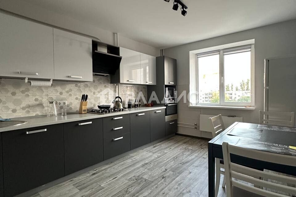 Продаётся 2-комнатная квартира, 70 м²