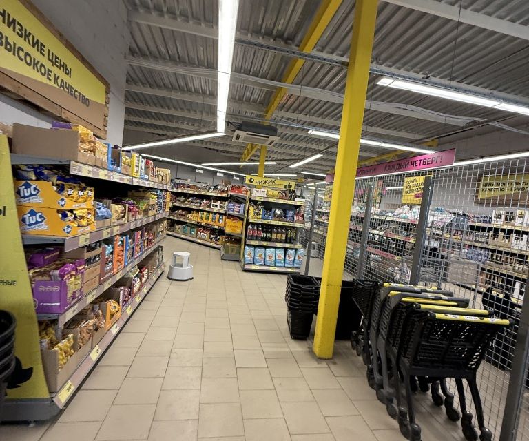 Продаётся торговое помещение, 750 м²