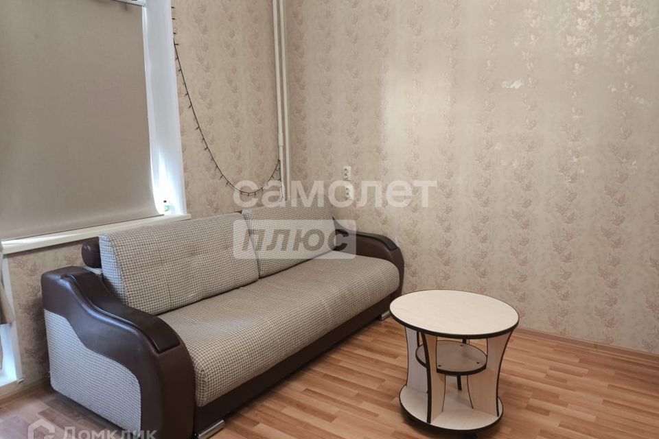 Сдаётся 1-комнатная квартира, 42 м²