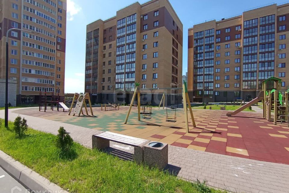Продаётся 1-комнатная квартира, 38.3 м²