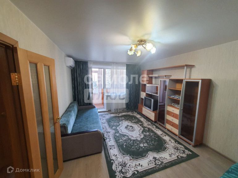 Сдаётся 1-комнатная квартира, 38 м²