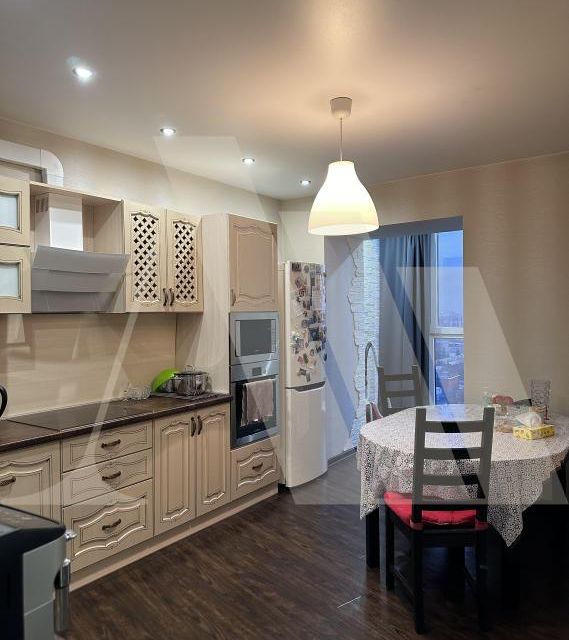 Продаётся 1-комнатная квартира, 41.4 м²