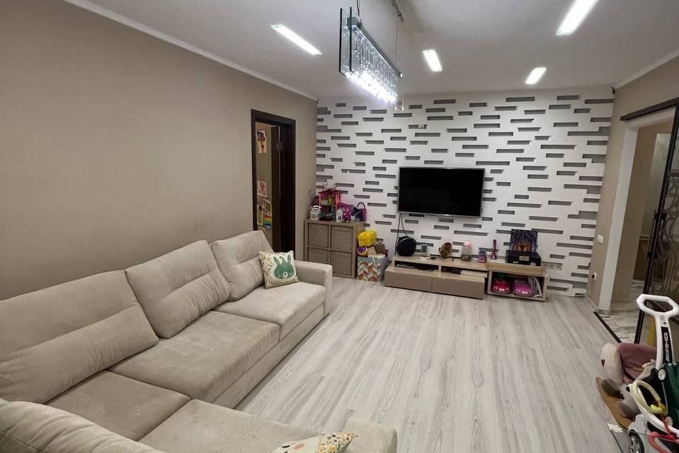 Продаётся 3-комнатная квартира, 69.3 м²