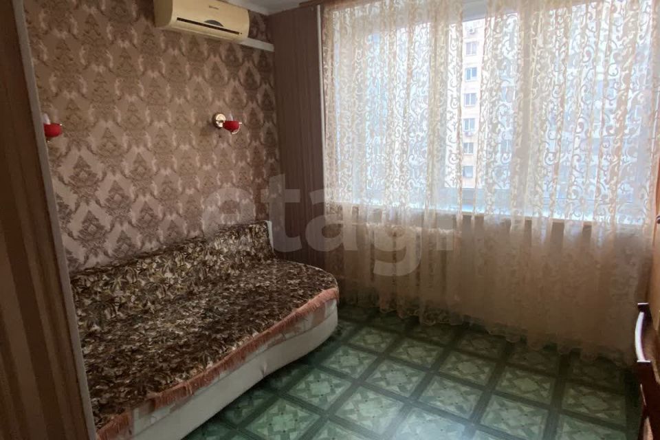 Продаётся 3-комнатная квартира, 64.7 м²