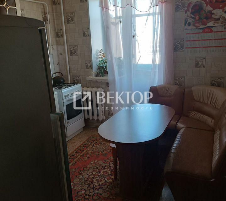 Продаётся 1-комнатная квартира, 37 м²