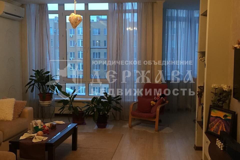 Сдаётся 2-комнатная квартира, 86 м²