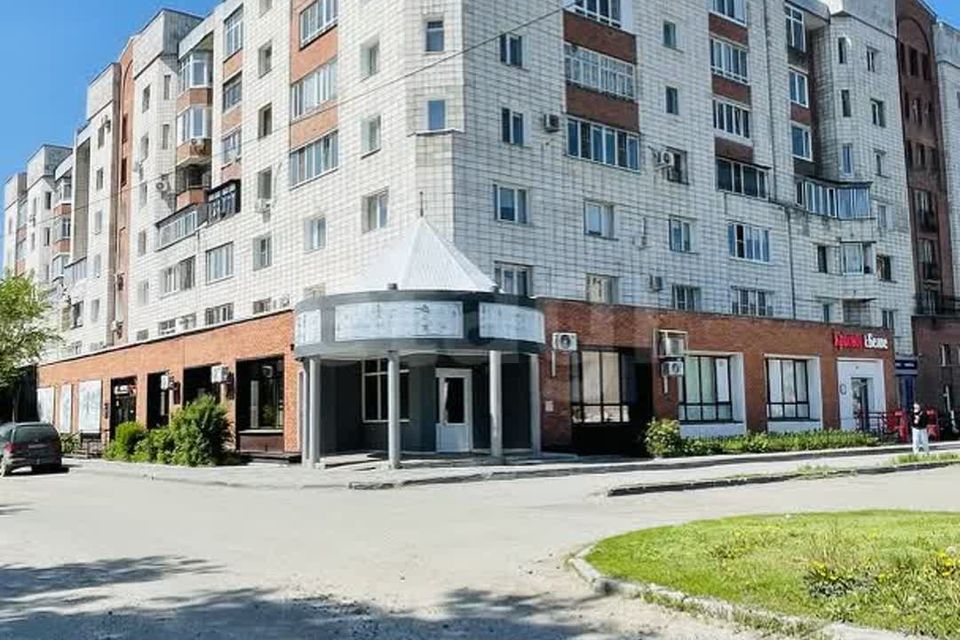Продаётся 2-комнатная квартира, 77.3 м²