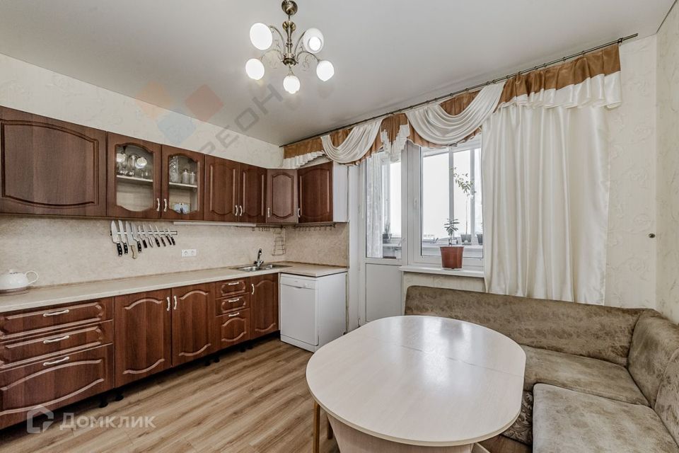 Продаётся 2-комнатная квартира, 67.2 м²