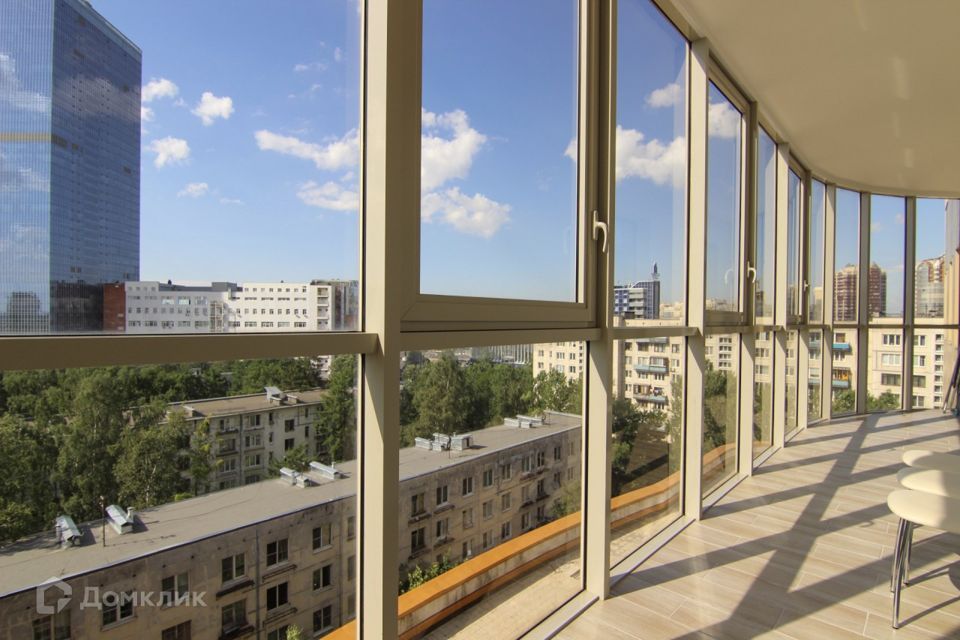 Сдаётся 2-комнатная квартира, 72 м²