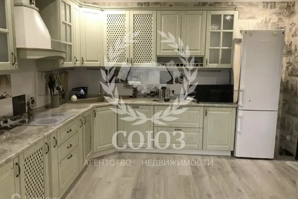 Продаётся 3-комнатная квартира, 103.9 м²