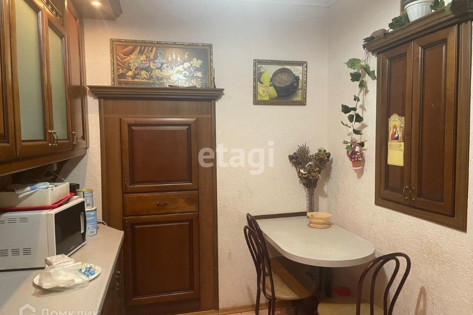 Продаётся 3-комнатная квартира, 65.6 м²