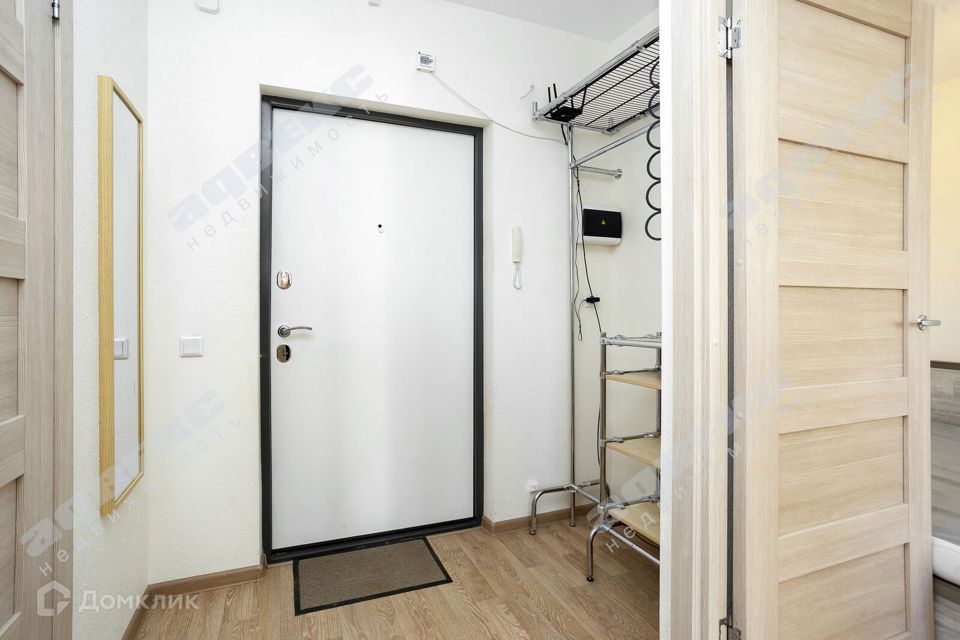 Продаётся 1-комнатная квартира, 32 м²
