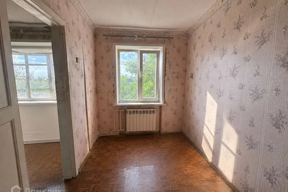 Продаётся 3-комнатная квартира, 55.6 м²