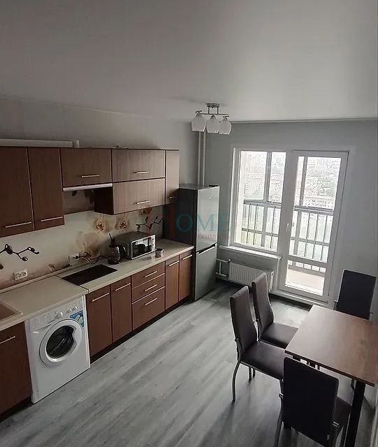 Сдаётся 1-комнатная квартира, 39 м²