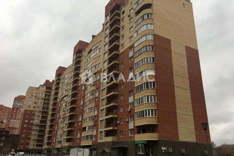 Продаётся 1-комнатная квартира, 46 м²