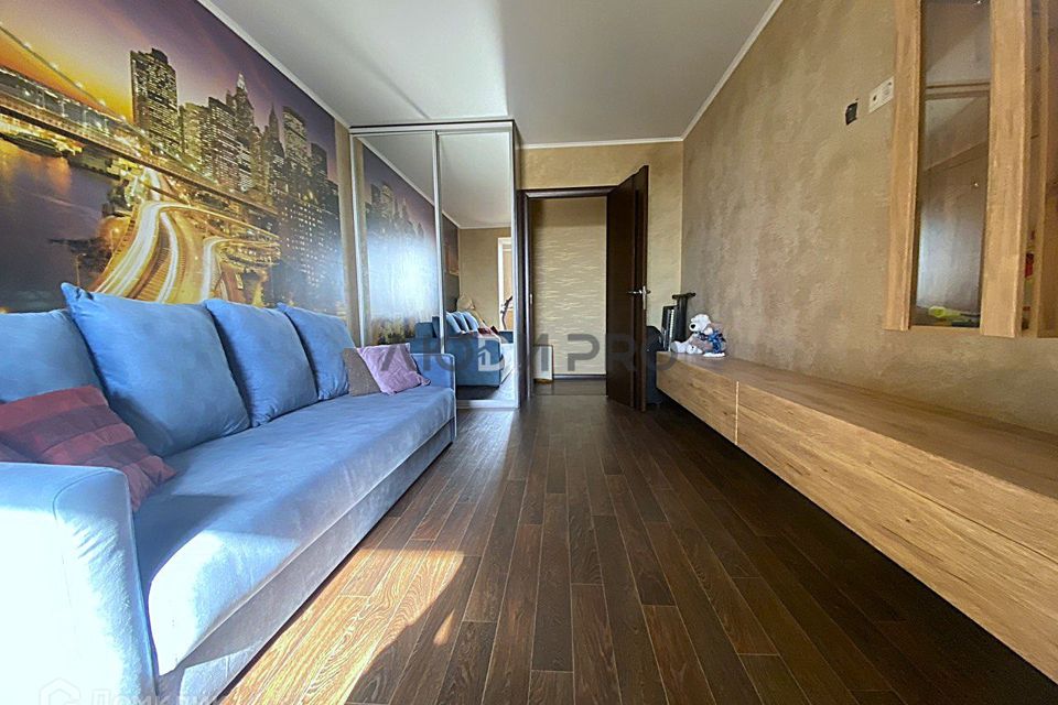 Продаётся 3-комнатная квартира, 75.6 м²