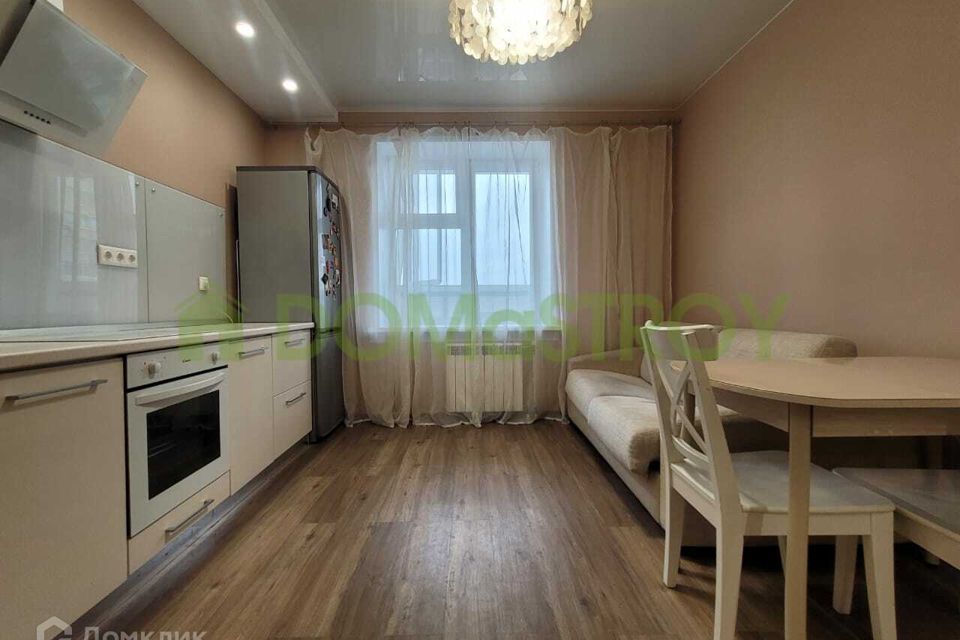 Сдаётся 1-комнатная квартира, 49.4 м²