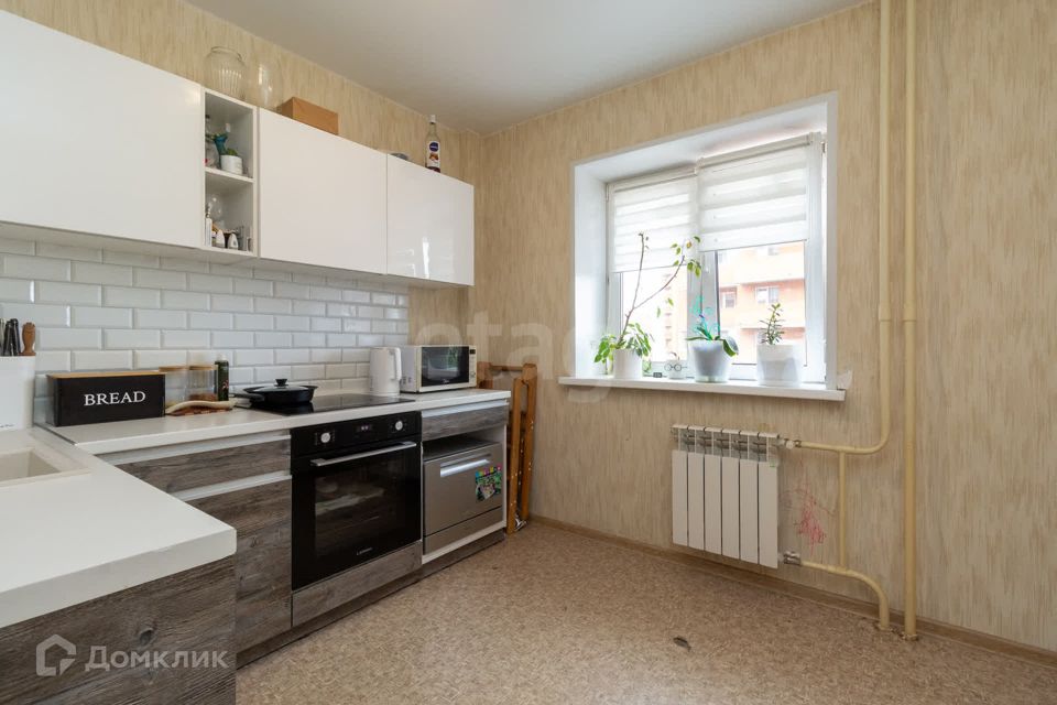 Продаётся 1-комнатная квартира, 38.2 м²