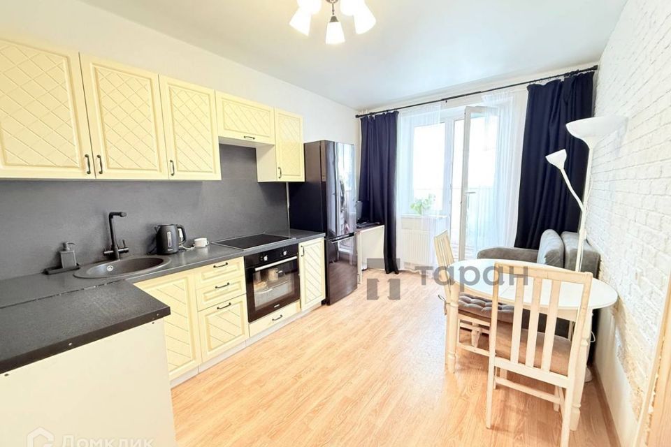 Продаётся 1-комнатная квартира, 32 м²