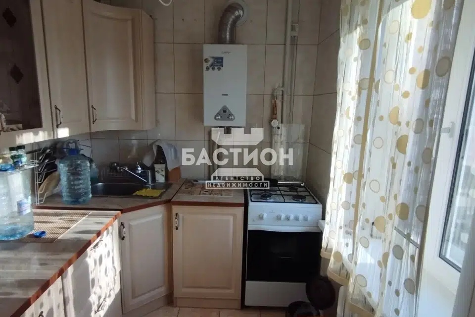 Продаётся 3-комнатная квартира, 56.7 м²