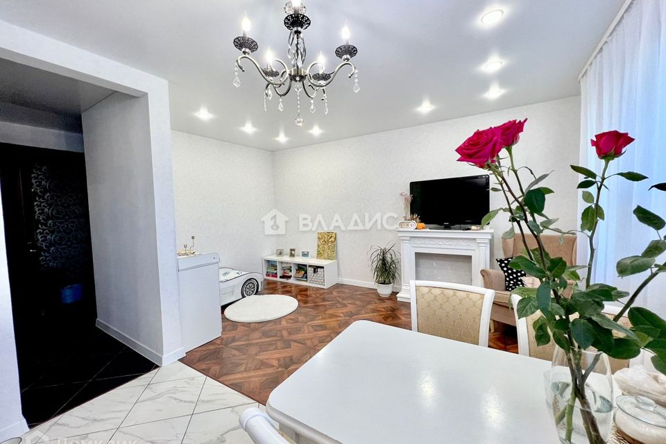 Продаётся 3-комнатная квартира, 80.2 м²