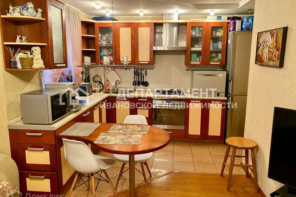Продаётся 3-комнатная квартира, 63.2 м²