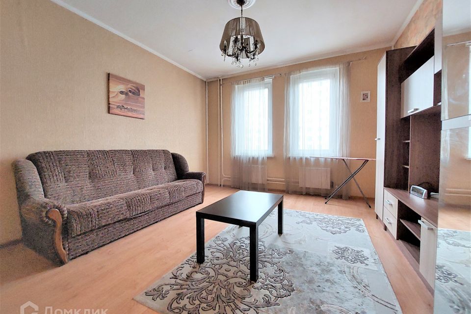 Сдаётся 1-комнатная квартира, 38 м²