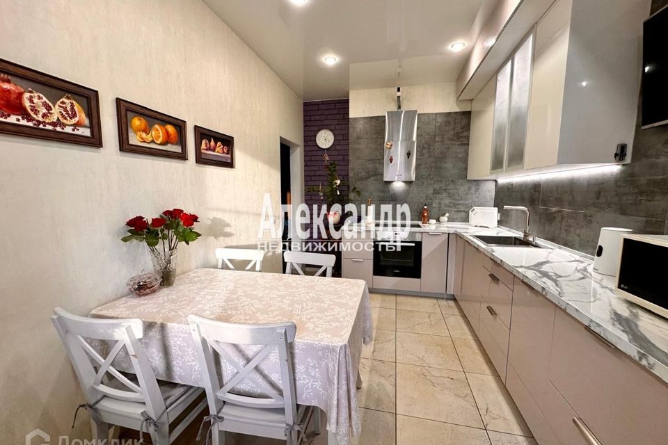 Продаётся 3-комнатная квартира, 83 м²