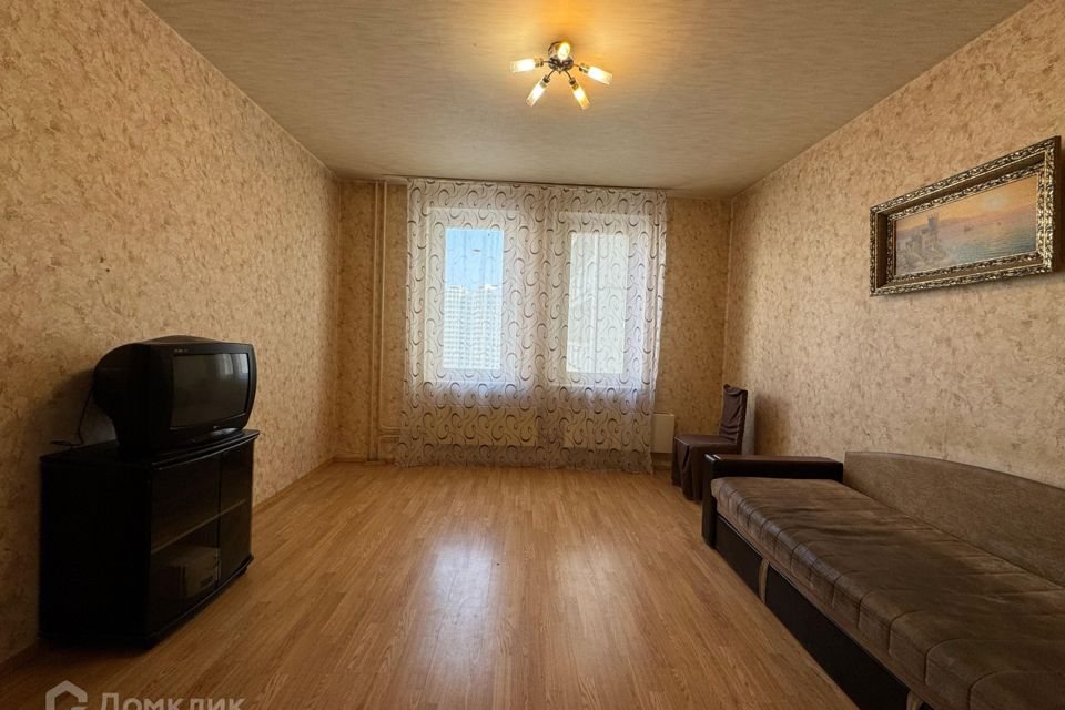 Продаётся 3-комнатная квартира, 69.8 м²