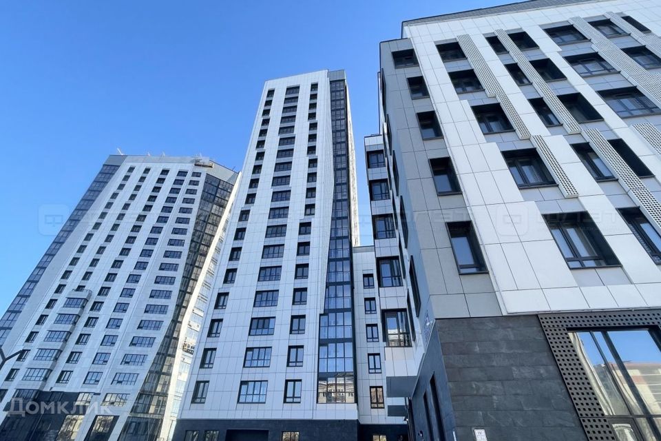 Продаётся 3-комнатная квартира, 110.4 м²