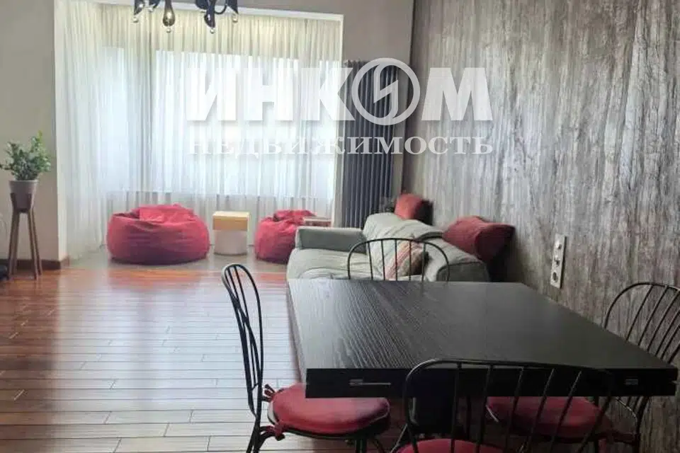 Продаётся 2-комнатная квартира, 62 м²