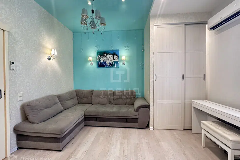 Продаётся 2-комнатная квартира, 69.6 м²